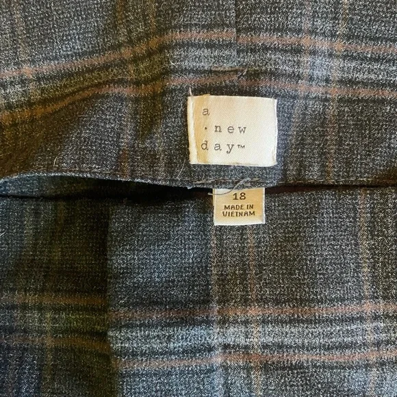 A New Day Trousers - Picture 2 of 3